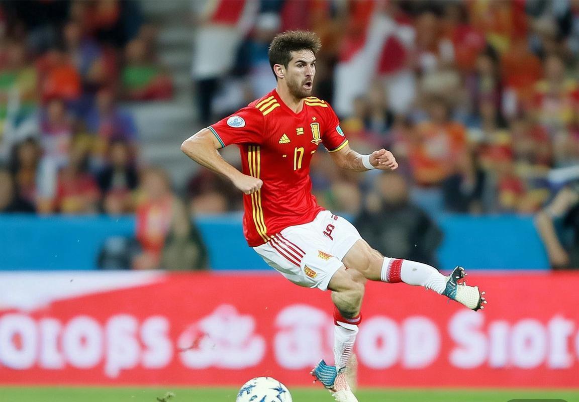 皇马欧冠半决赛不敌曼城：聚焦马科斯·阿隆索失误背后的团队运动哲学